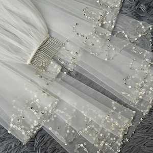 Beaded Edge Veil,Crystal Beaded Veil,Beaded Bridal Veil,Veil With Sequins,Crystal Trim Wedding Veil,Veil With Comb,Crystal Bridal Veil