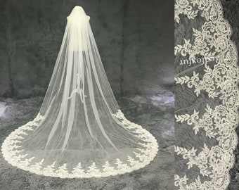 Flower Lace veil,Luxurious Wedding veil,Long Bridal veil,Cathedral Veil,1 Tier Tulle Veil,White Ivory Veil,Bridal gift,Veil With Comb