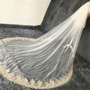 Gold Lace Veil,Brida Wedding Veil,Long Cathedral Veil,Ivory Veil,2Tiers Veil,Blusher veil,Fashion Veil,Flower veil,Bridal Gift,Veil Comb