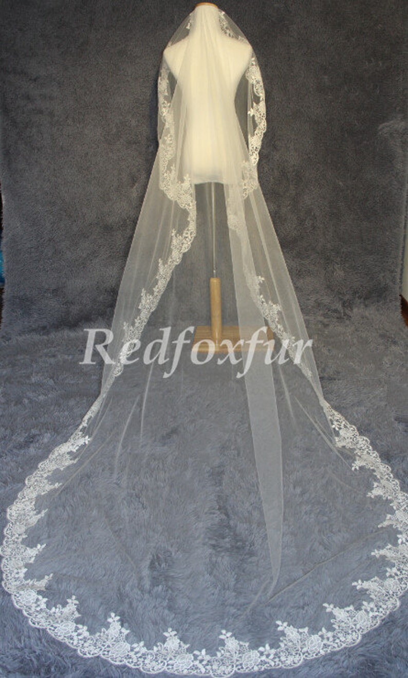 Light ivory veil,cathedral wedding veil, lace bridal veil,1Tier veil,White Ivory,tulle veil,Long veil,Bridal Accessories 画像 1