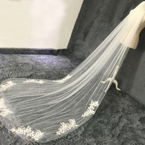 Pearl Lace Veil,Beaded Veil,Bridal veil,Bead Veil,Wedding Veil,Lace Veil,Flowers Applique Veil,Cathedral Long Veil,1Tier,White Ivory Veil