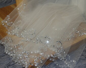Sequin veil,2 Tier Bridal veil,White ivory,beaded veil,Elbow Veil,Short veil,wedding veil,Blusher veil,Accessories,With comb