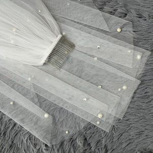 Elegant Bridal Veil,Rhinestones Bridal Veil,Veil With Comb,Ivory Wedding Veil,Veil For Bride,Veil For Wedding,Pearl Bridal Veil,Pearls Veil