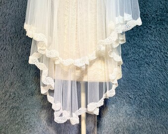 Beaded Lace Wedding Veil, Beaded Veil, 1 layer/2 layers veil, Lace Fingertip wedding veil,Short Wedding Veil,blush veil