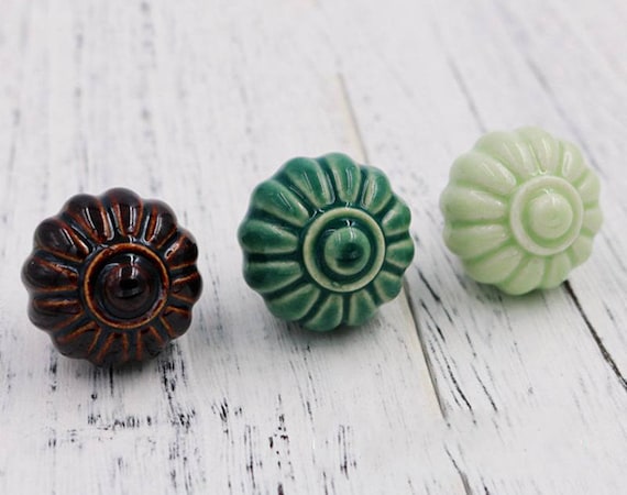 retro dresser knobs Antique Victorian Drawer Knobs, 1-3/8"