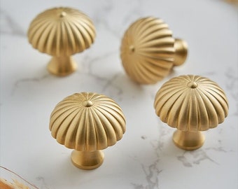 Brass Cabinet Door Knob Modern Light Luxury Drawer Cabinet Wardrobe Door Golden Creative Cabinet Small Knob