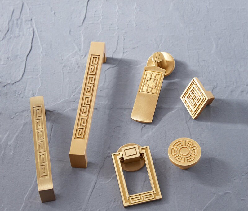 Poignée d'armoire rétro simple lumière de luxe en laiton monotrou armoire à tiroirs penderie penderie poignée de porte