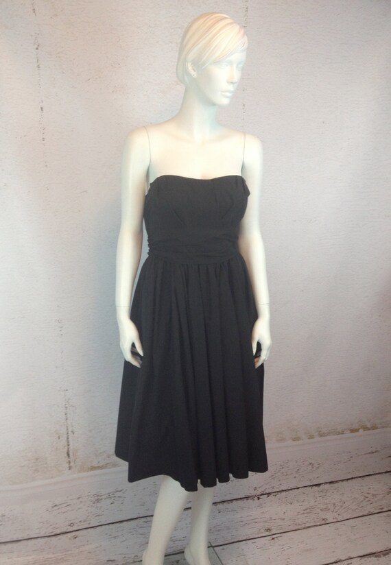 ladies strapless dress