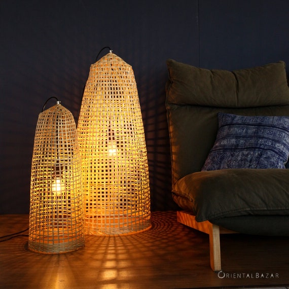 Onbelangrijk kust regeling Natuurlijke bamboe staande lamp fish trap vloerlamp hive - Etsy Nederland