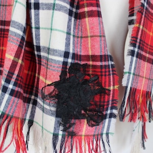 Lace Scarf, Classic Tartan Scarf, Red Green Ivory Scarf, Tartan Scarf, Lace Classic Plaid Scarf Flannel Scarf, Scottish Scarf, Tartan Shawls