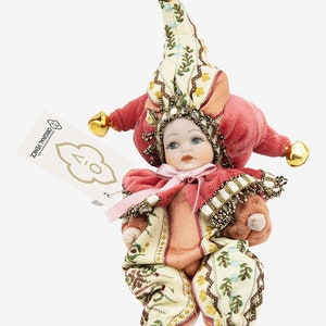 Venetian Doll | Small Triangel 003 - Antique Pink