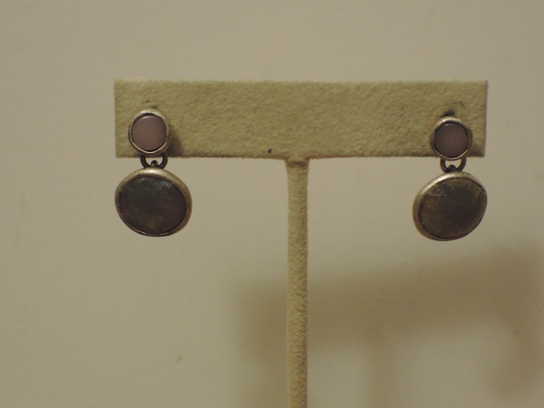 Silver Tone and Crackle Shell Drop Pierced Earrings 1980-/'90s