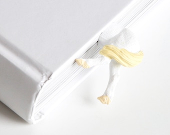 Bookmark "White horse C"