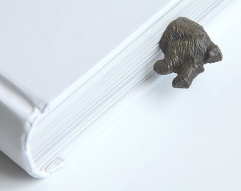 Bookmark "Lying brown bunny"