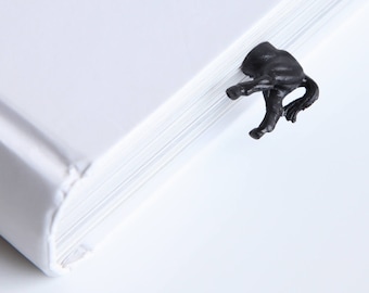 Bookmark "Little black horse"