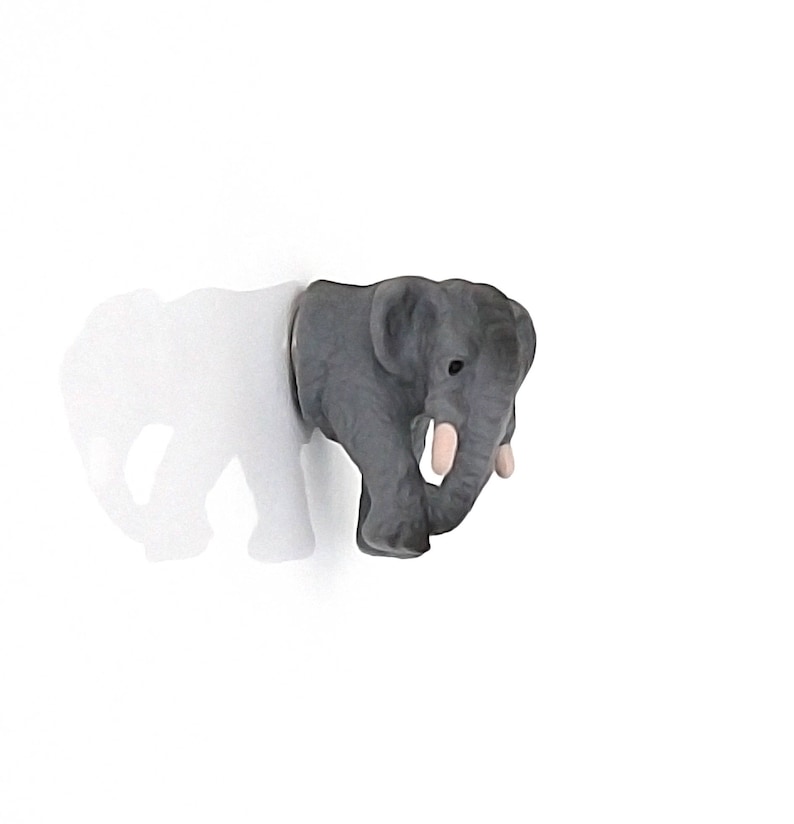 Fridge Magnet Little elephant image 1