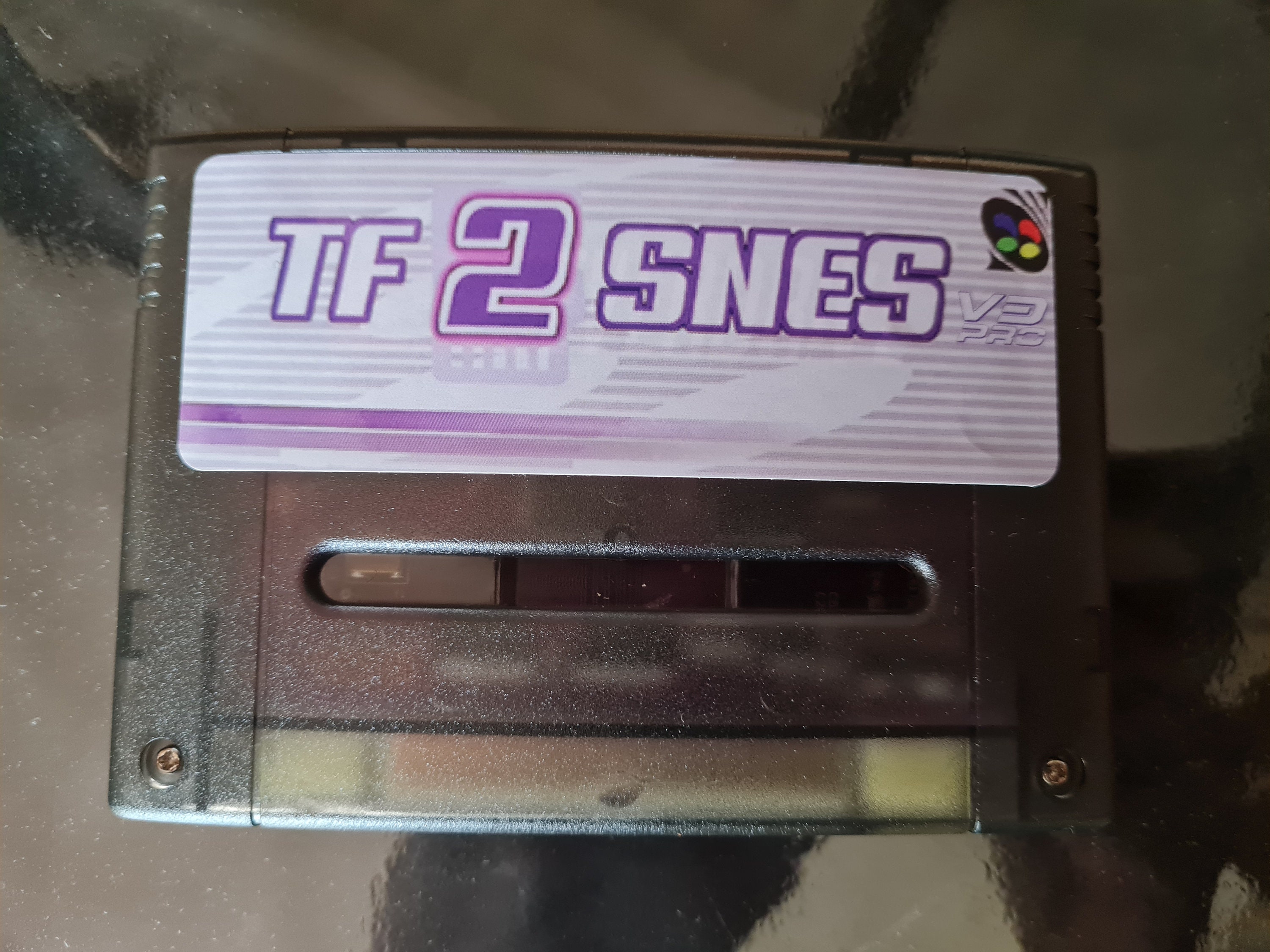 Flash-Cart Lets You Play SNES ROMs on Original Console