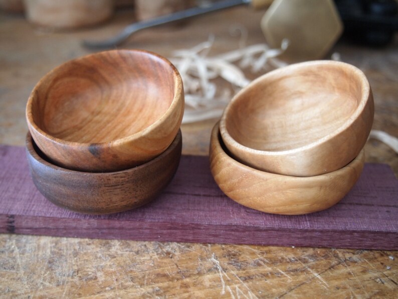 Wooden Pinch Bowls Set of 4 / Small wooden bowls / Hand carved Bowls image 3