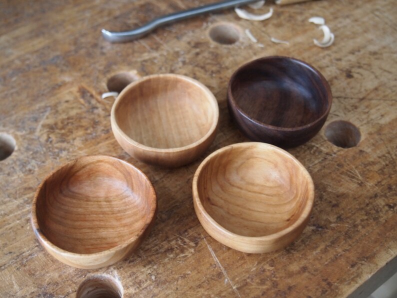 Wooden Pinch Bowls Set of 4 / Small wooden bowls / Hand carved Bowls image 2