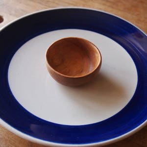 Hand carved wooden pinch bowl