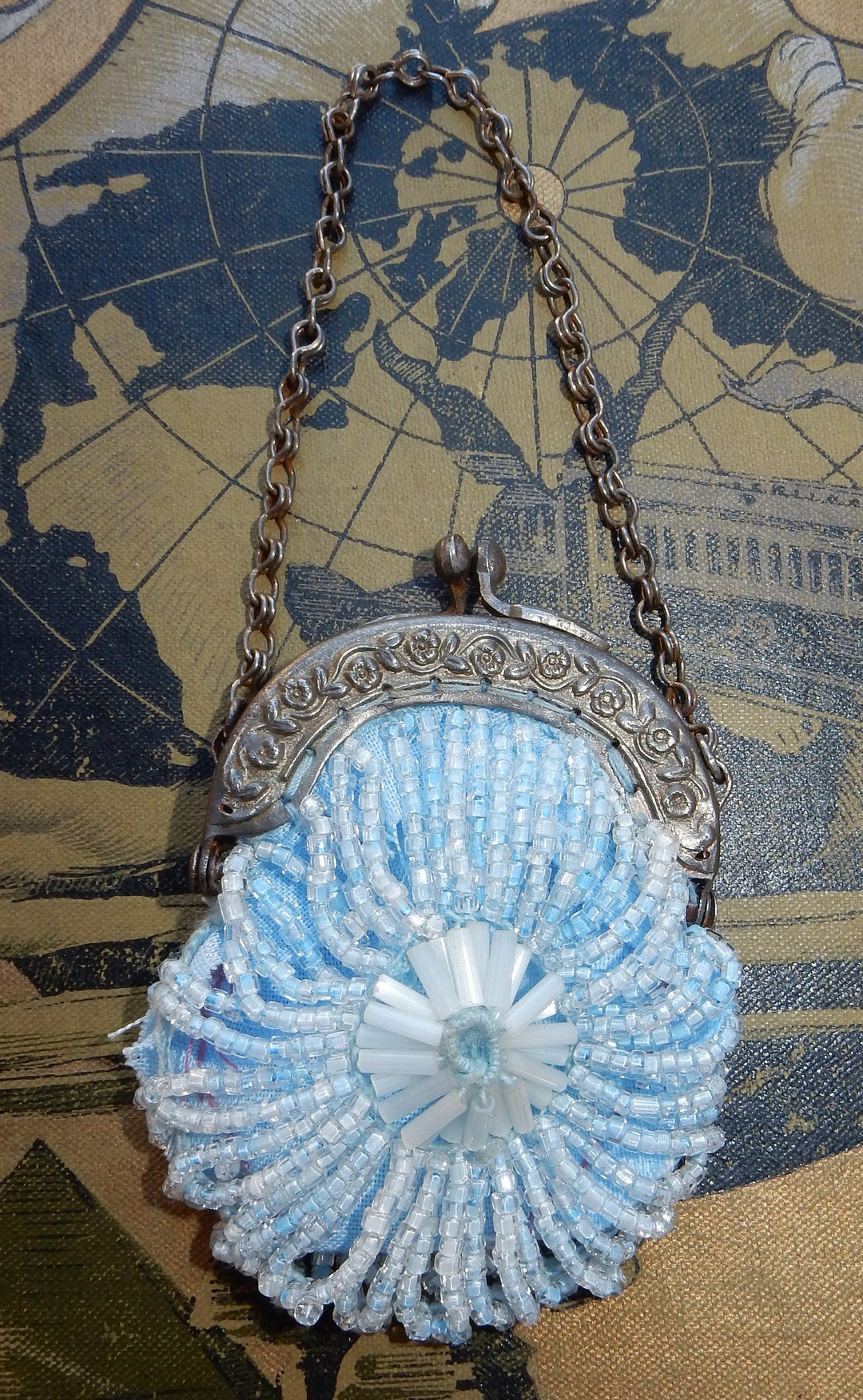 Petit Sac Perlé Vintage - Blanc Cassé - Fermeture à Clic - Occasion Très Bon état