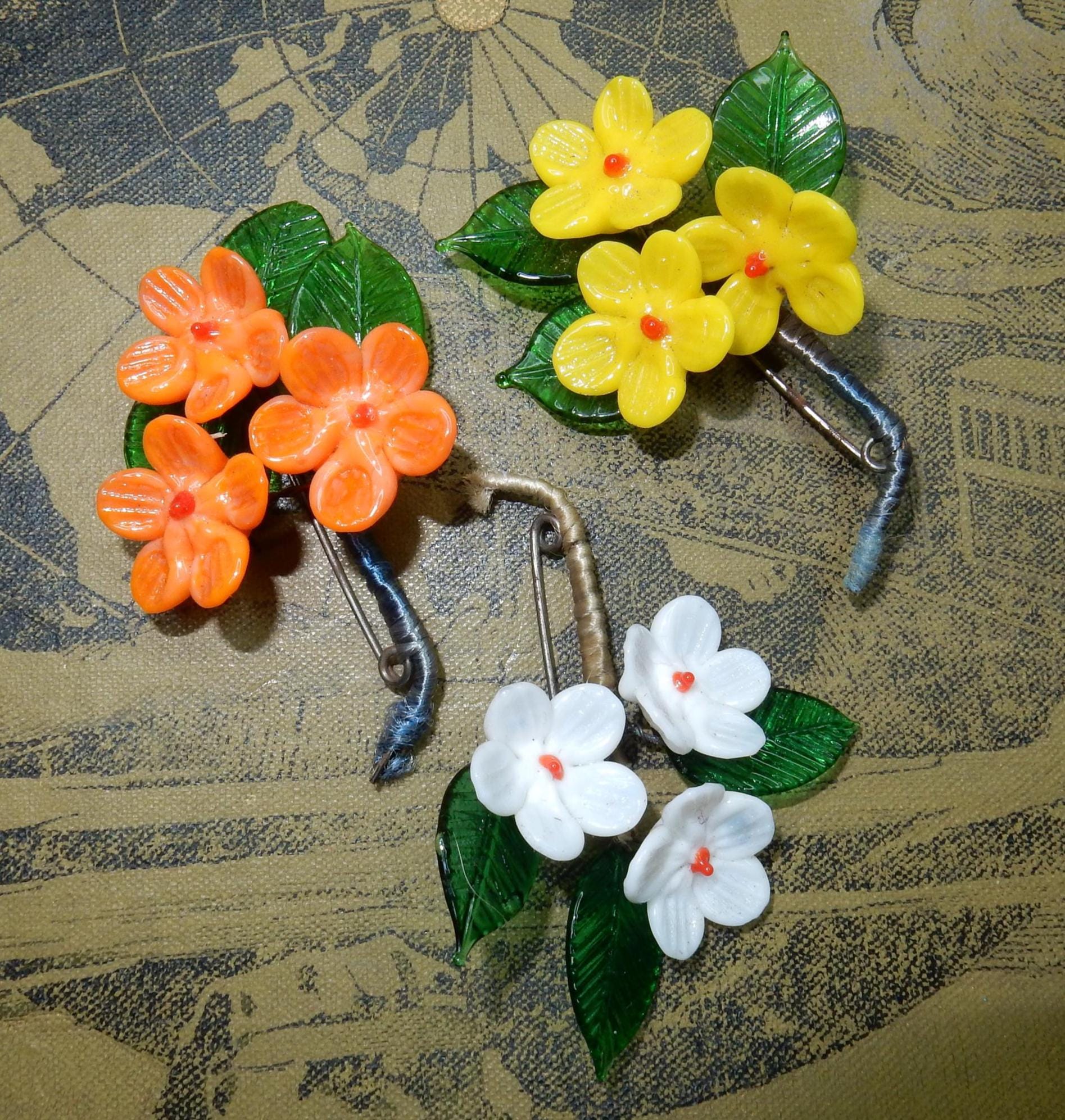 チェコガラスブローチ - Etsy 日本