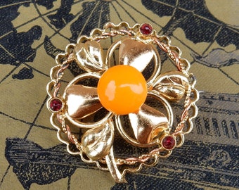 Vintage brooch brass glass 1930s 1950s Br75