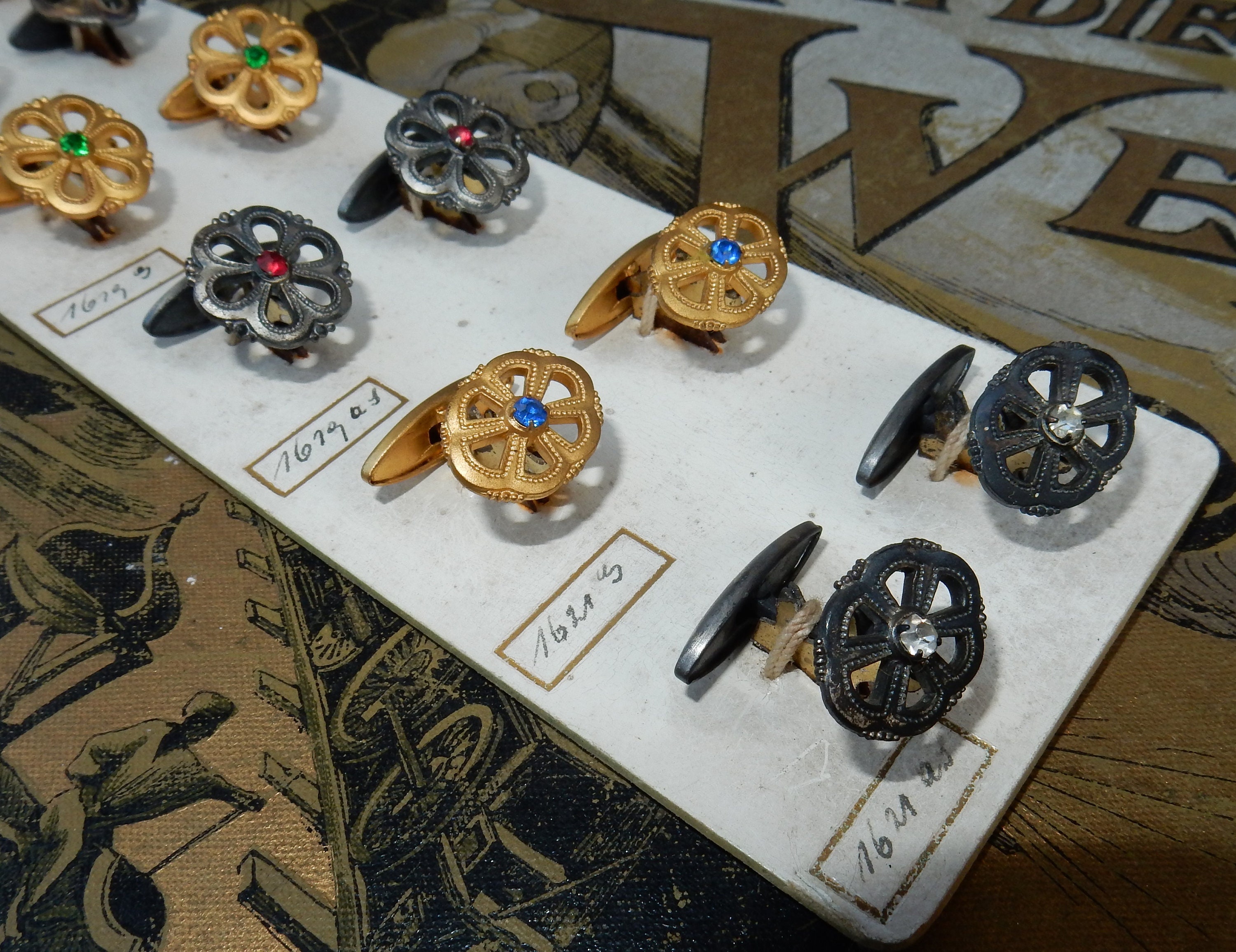 アールデコ ゴールドトーン カフリンクス 4個セット ヴィンテージ カフスボタン 真鍮 アールデコ ロット CUF.lot04 - Etsy 日本