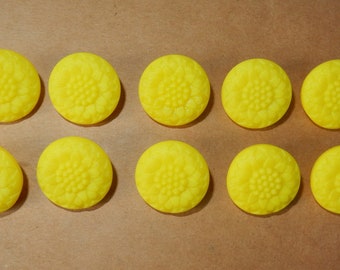 Vintage glass old stock yellow flower buttons 10 pcs