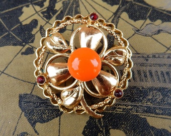 Vintage brooch brass glass 1930s 1950s Br53