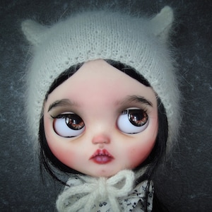 Blythe hat handmade Blythe doll hat knitted hat for blythe knit hat blythe accessories Hat with ears  Blythe knitted outfit
