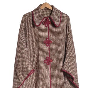 Vintage 1960&#39;s Handmade Wool Cape - www.brickvintage.com