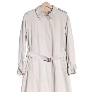 Vintage Burberrys Beige Trench Coat | Size 16 - www.brickvintage.com