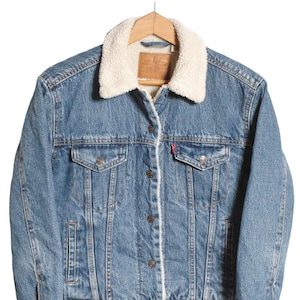 Vintage Levi&#39;s Sherpa Denim Jacket | Size 14 - www.brickvintage.com