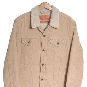 Vintage Levi&#39;s Corduroy Light Brown Sherpa Jacket | Size L - www.brickvintage.com