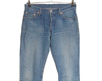 Vintage Levi's 501 Mid Blue Jeans | Size 29/32 - www.brickvintage.com