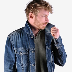 Vintage Levi&#39;s 70901 Corduroy Jacket | Size M - www.brickvintage.com
