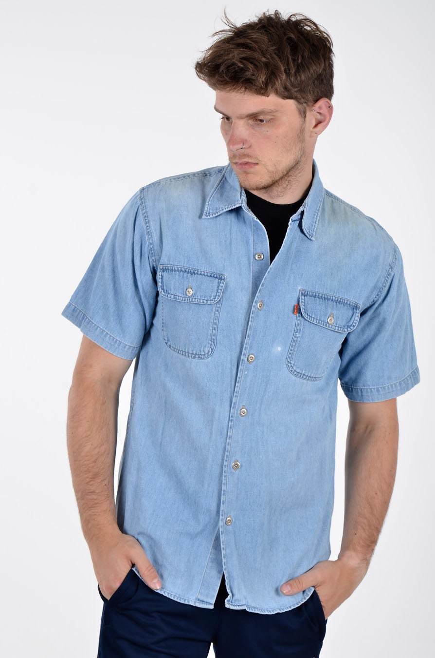 levi's light blue denim shirt