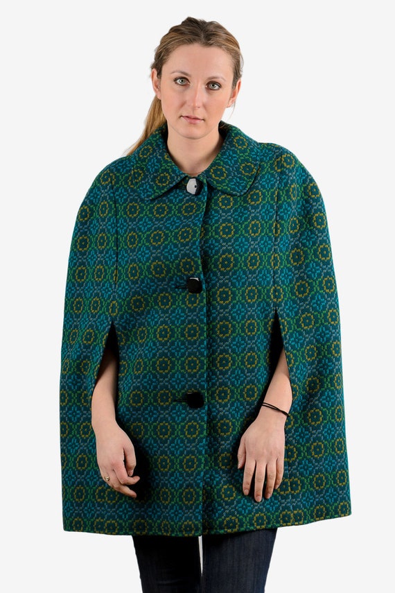 Vintage Handmade Welsh Tapestry Cape - www.brickvi