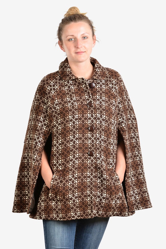 Vintage Mari Lwyd Welsh Woollens Tapestry Cape - w