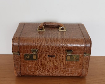 Antique Steamer Trunk by Innovation, 1930s - Vintage Trunk