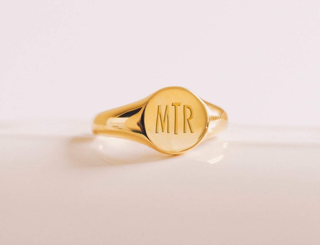 Three Letter Monogram Signet Ring - Etsy
