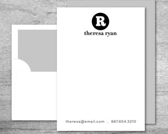 Monogram Circle Personalized Stationery Set | Envelopes with Coordinating Liners | 28 Font Color Choices