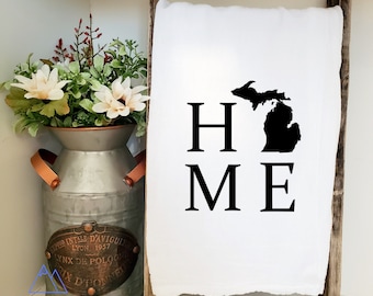 Personalized Tea Towels/ Home/ Choose Your State/ Rustic Chic Decor/ Handmade Kitchen Towels/ Farmhouse Decor/ Personalized Gifts