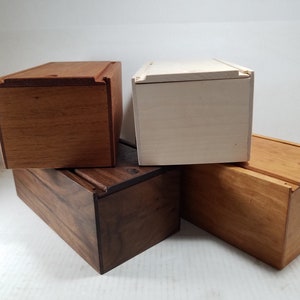 Large Wooden Box with Hinged Lid - Wood Storage Box with Lid - Oak Woo –  Swag Gear