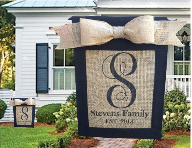 Personalized Burlap Garden Flag for New Homeowners, Custom Outdoor Monogram Sign for Realtor Gift, Initial Yard Decor Wedding Gift image 2