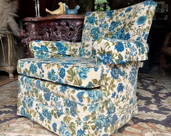 Vintage Comfy Blue Floral Armchair with Wool Cushioning
