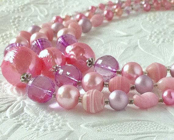 Barbie Antique Bright Pink Necklace,Vintage Pink … - image 2