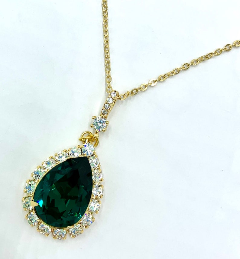 Christmas Jewelry Set,Swarovski Emerald Green Earrings and Necklace,Matching Emerald Bracelet,Wedding Jewelry,Bridal Jewelry,Christmas Gift image 4