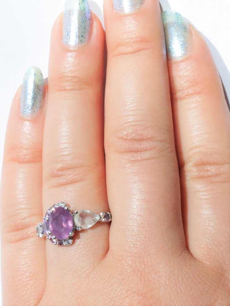 Ombré 2 carat Purple Pink Oval Sapphire Half Moon Celestial Crescent Sapphire Ring